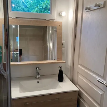 Bed and breakfast Labrege T2duplex Piscine *